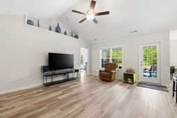 882 Owls Nest Dr.  photo 4