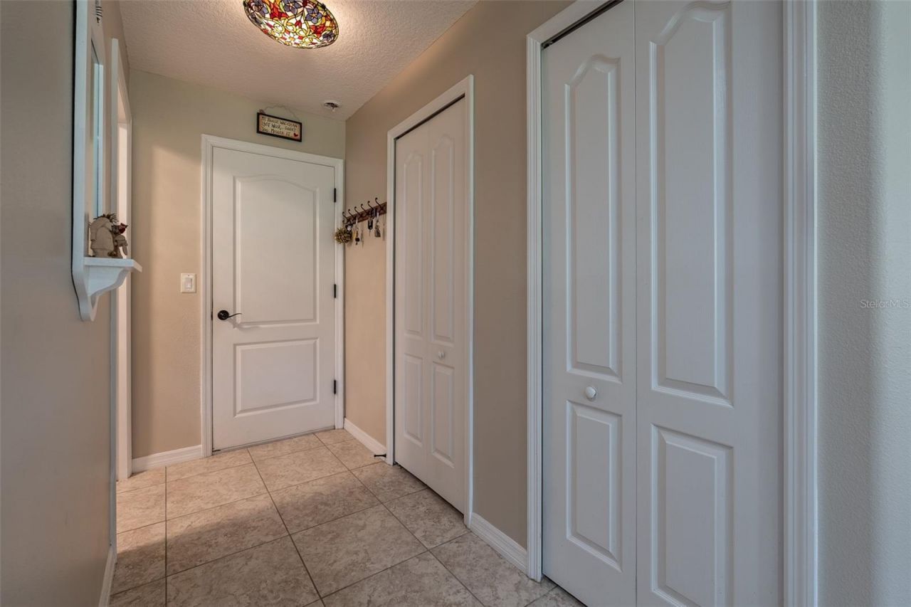 16023 SW 14th Avenue Road , Ocala, FL 34473 Photo