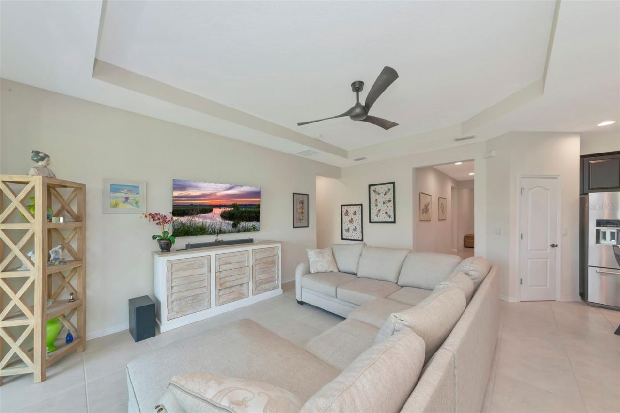 5587 Foxtail Palm Lane, Sarasota, FL 34233 Photo