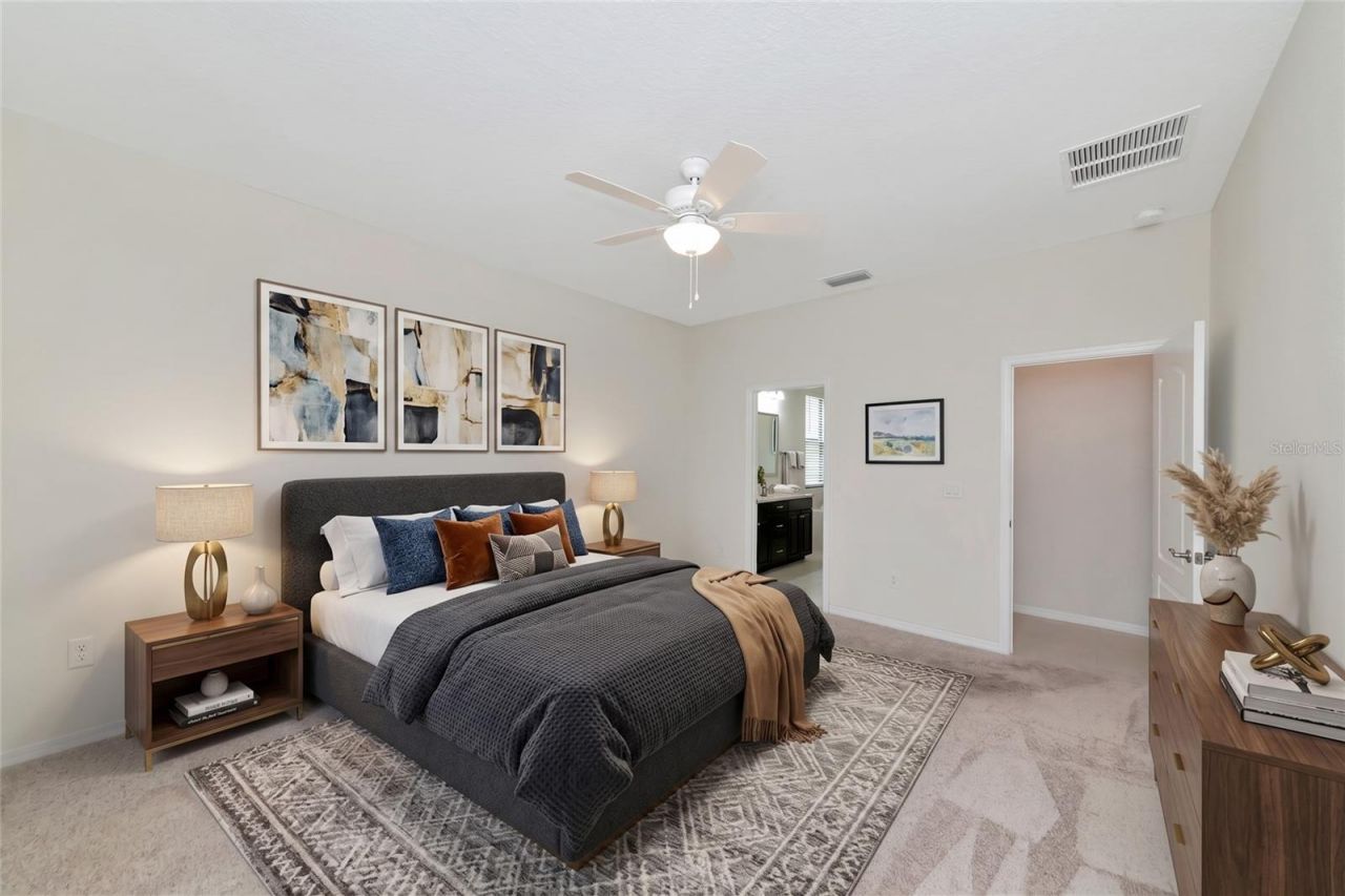 5587 Foxtail Palm Lane, Sarasota, FL 34233 Photo