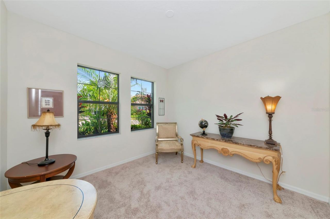 5587 Foxtail Palm Lane, Sarasota, FL 34233 Photo