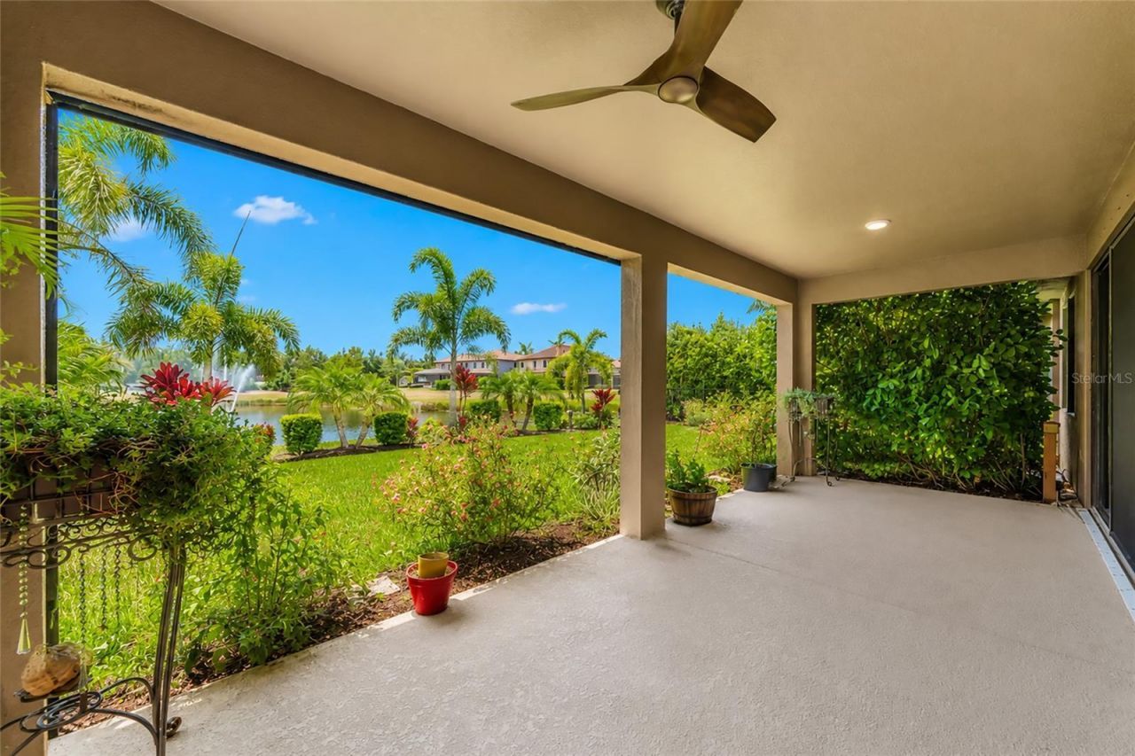 5587 Foxtail Palm Lane, Sarasota, FL 34233 Photo