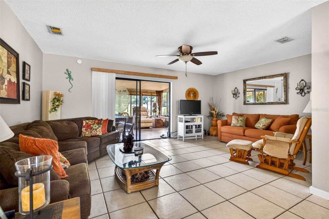 8429 Jacqueline Court , Zephyrhills, FL 33541 Photo