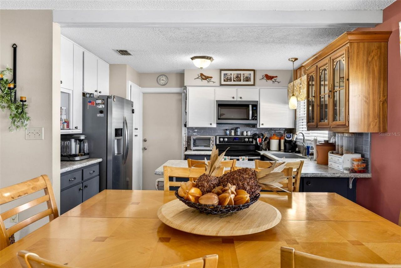 8429 Jacqueline Court , Zephyrhills, FL 33541 Photo
