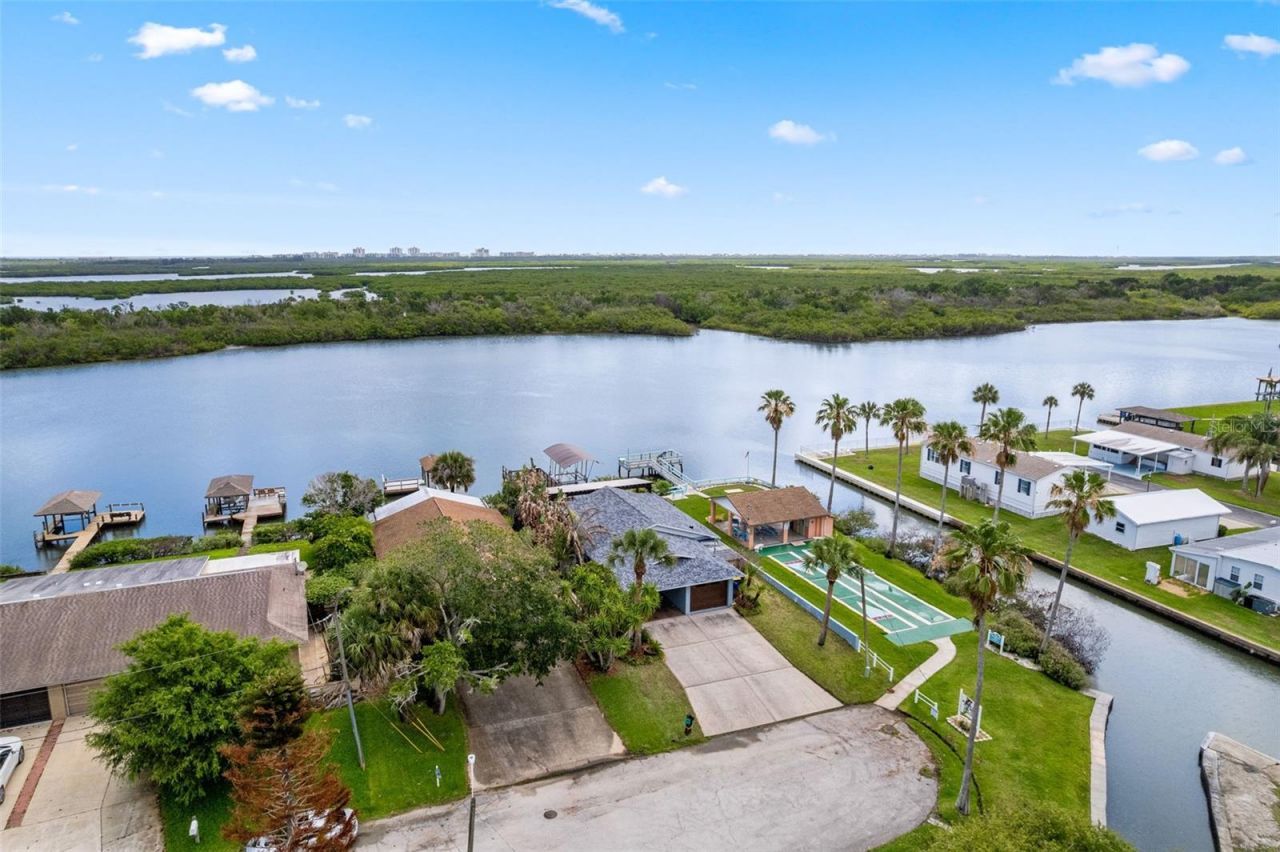 29 Pelican Lane, Edgewater, FL 32141 Photo