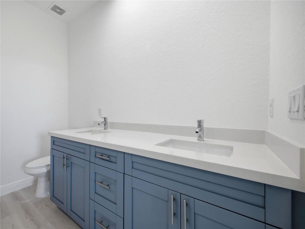 3031 NE Beechwood Circle , Labelle, FL 33935 Photo