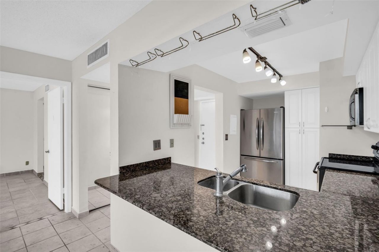 6158 Palma Del Mar So, Unit 505, Saint Petersburg, FL 33715 Photo