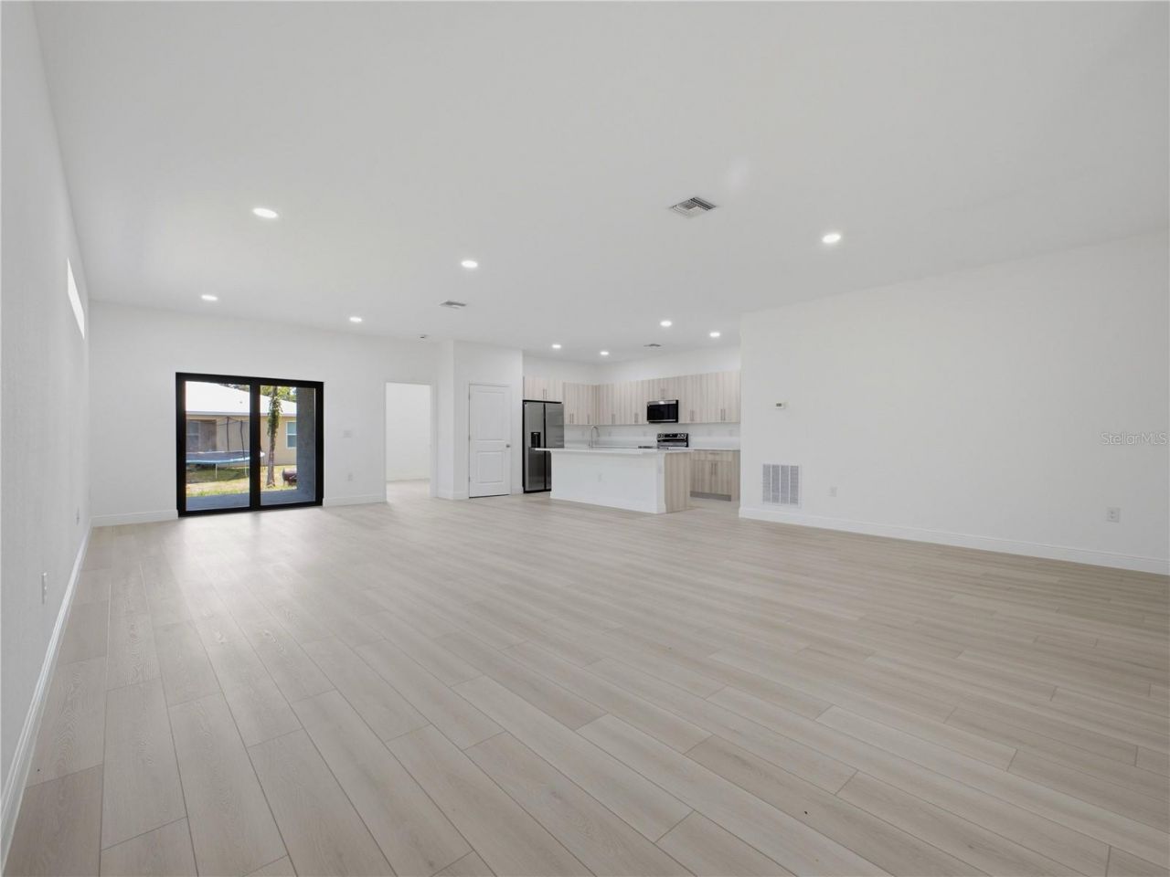 8010 Sandalwood Circle , Labelle, FL 33935 Photo