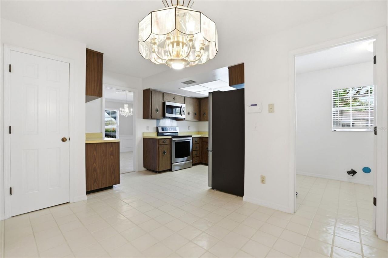 5082 Jennifer Place, Orlando, FL 32807 Photo