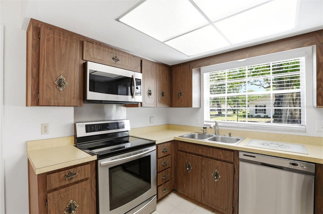 5082 Jennifer Place, Orlando, FL 32807 Photo