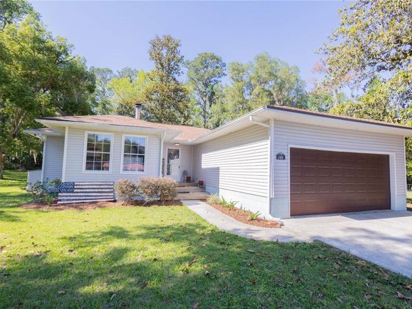 141 SW MICHIGAN STREET, LAKE CITY, FL 32025