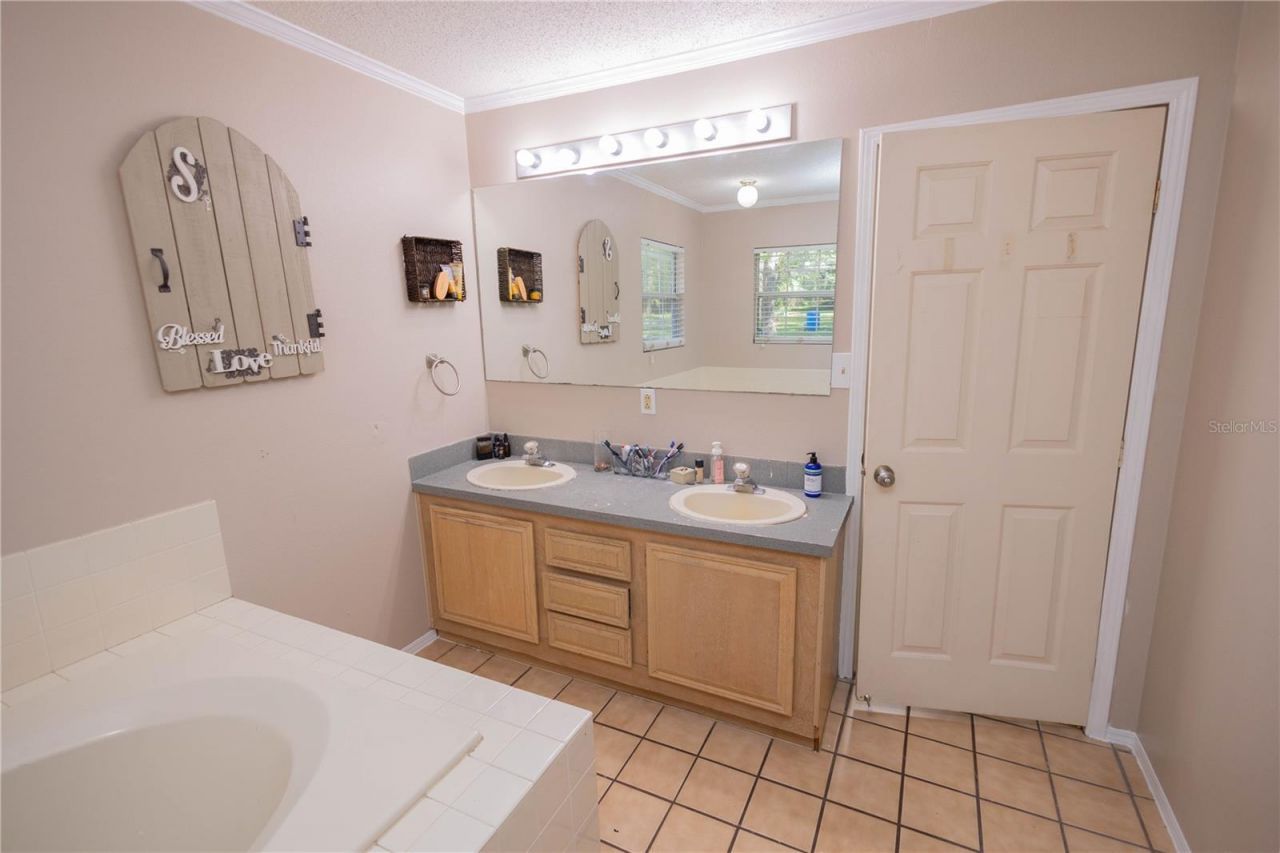 141 SW Michigan Street, Lake City, FL 32025 Photo
