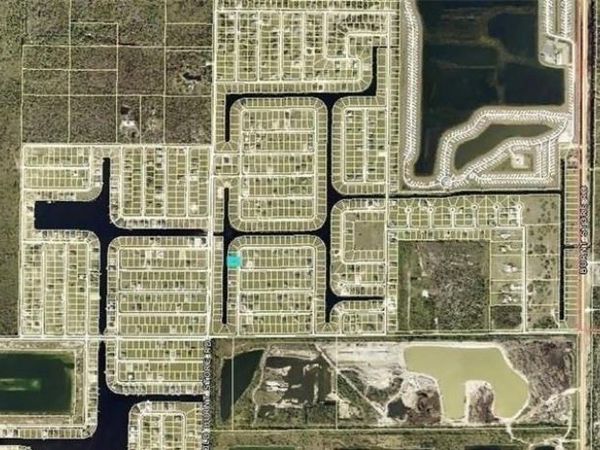 3836 NW 40TH AVENUE , CAPE CORAL, FL 33993