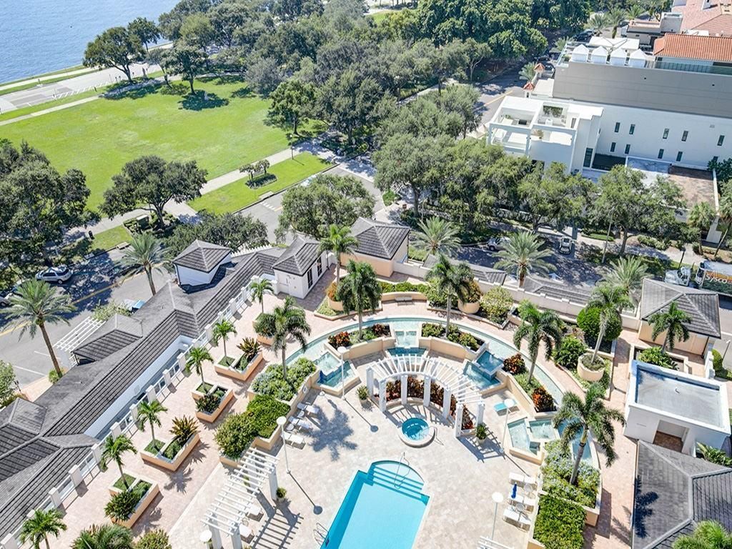 400 Beach Drive Ne, Unit 1702, Saint Petersburg, FL 33701 Photo
