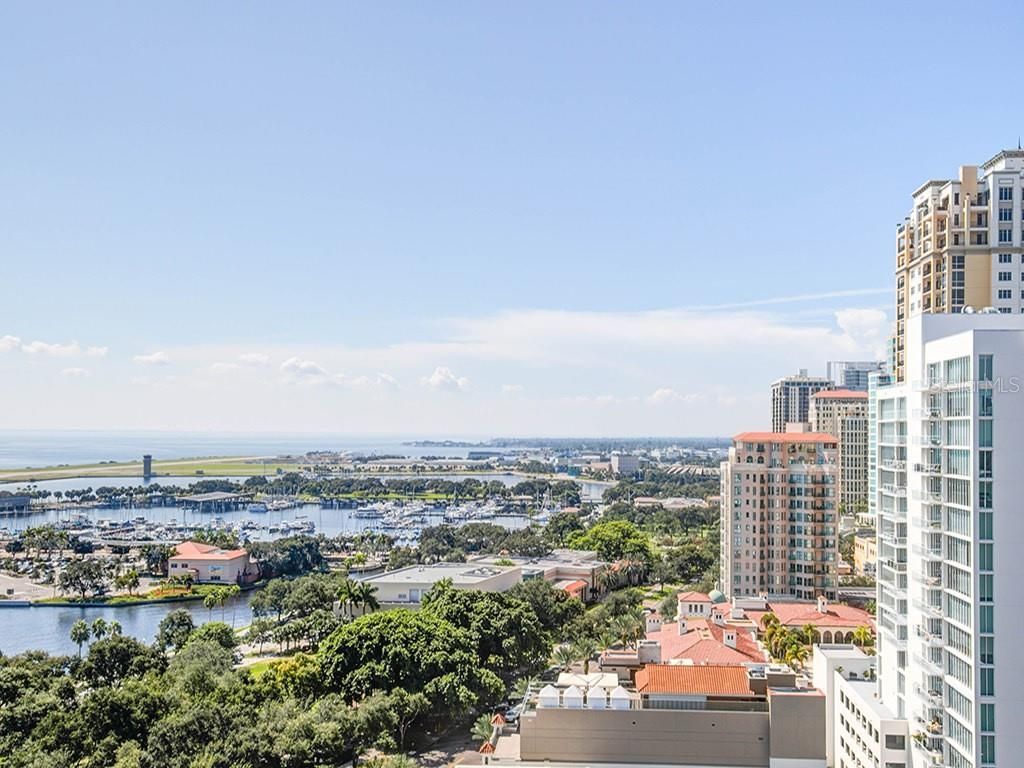 400 Beach Drive Ne, Unit 1702, Saint Petersburg, FL 33701 Photo