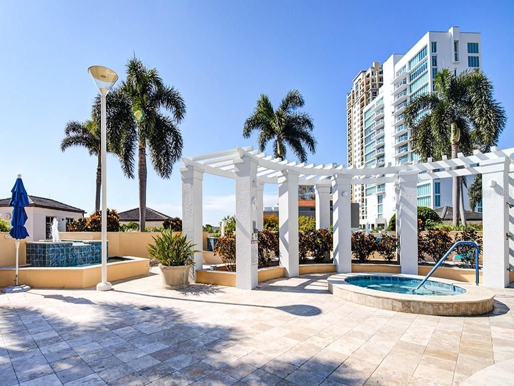400 Beach Drive Ne, Unit 1702, Saint Petersburg, FL 33701 Photo