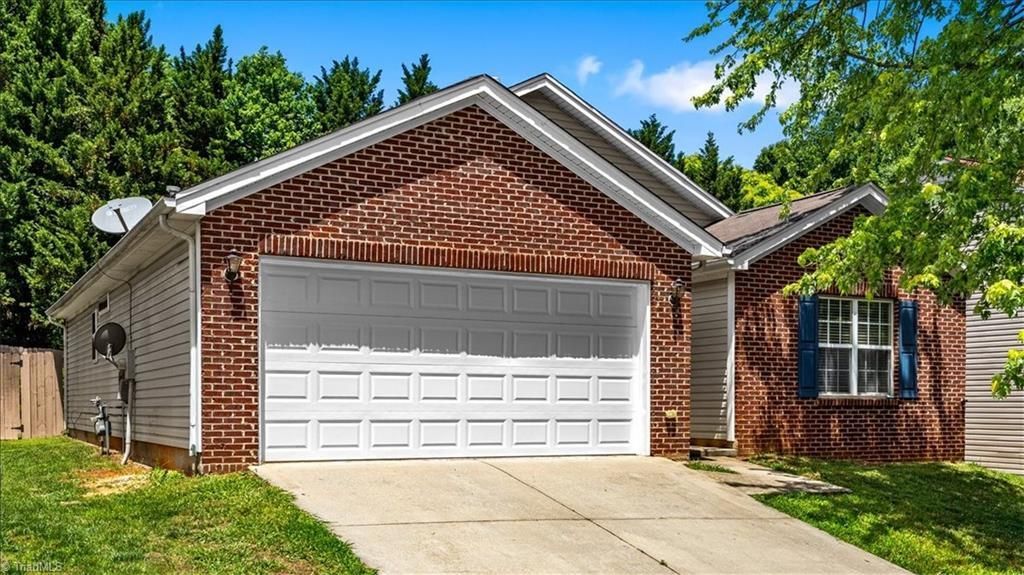 3614 Thornaby Circle, Winston-Salem, NC 27107 Main Photo