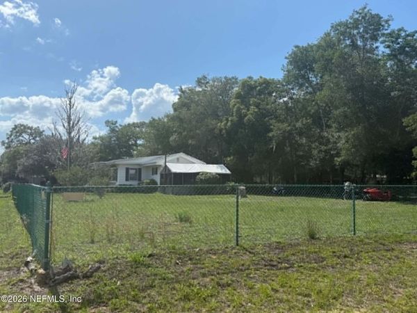 412 64TH Street, Interlachen, FL 32148