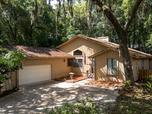 12062 HIDDEN HILLS Drive S, Jacksonville, FL 32225