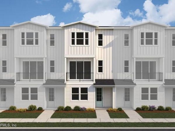 8 N BEACH Way, Jacksonville Beach, FL 32250
