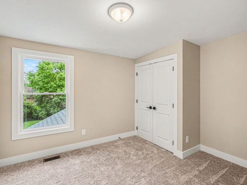 5931 N Glen Road, Green Township, OH 45248 Photo 16