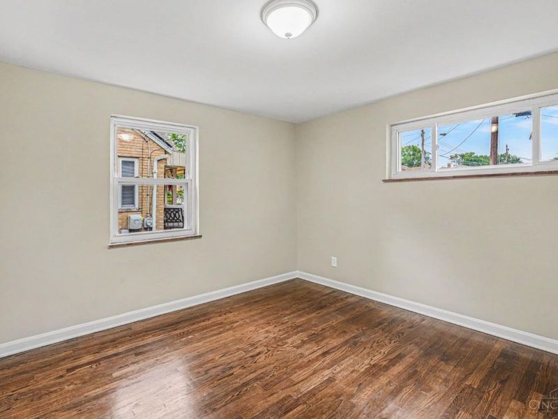 5931 N Glen Road, Green Township, OH 45248 Photo 8