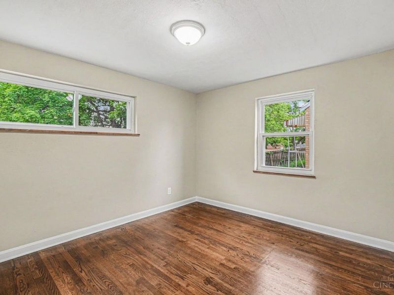 5931 N Glen Road, Green Township, OH 45248 Photo 9