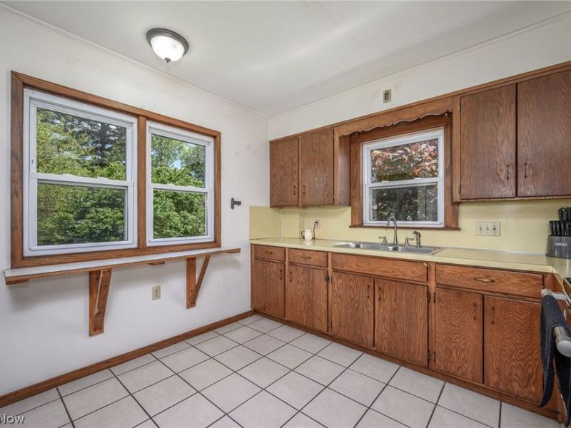 216 Lewis Place NE, Massillon, OH 44646 Photo 8