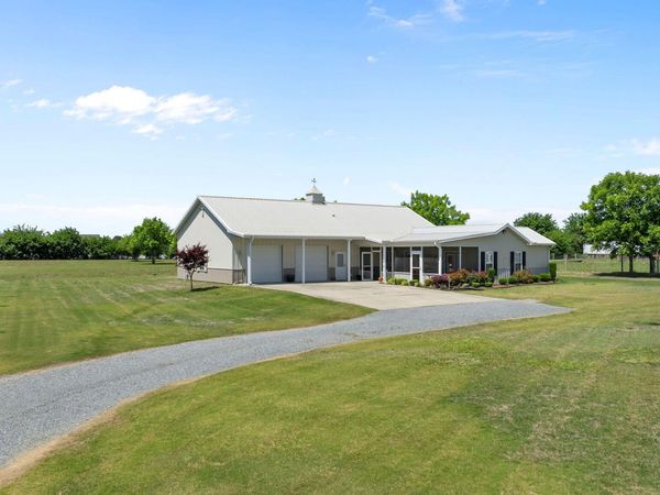 230 Circle Drive, Pikeville, NC 27863
