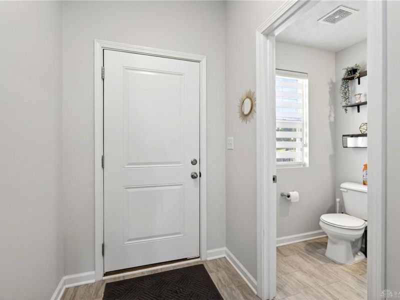 5195 Burton Drive, Springfield, OH 45503 Photo 10