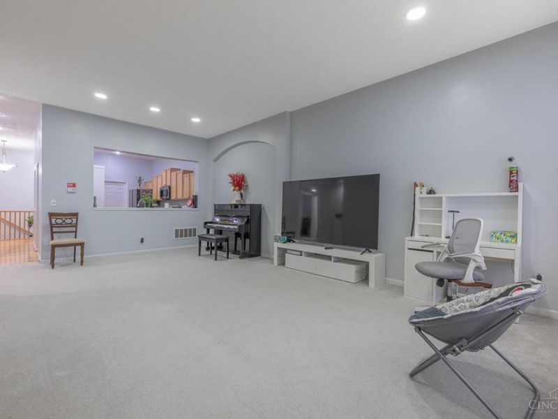 6552 Twin Lakes Drive, Mason, OH 45040 Photo 4