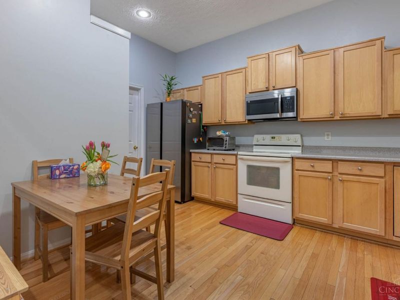 6552 Twin Lakes Drive, Mason, OH 45040 Photo 9