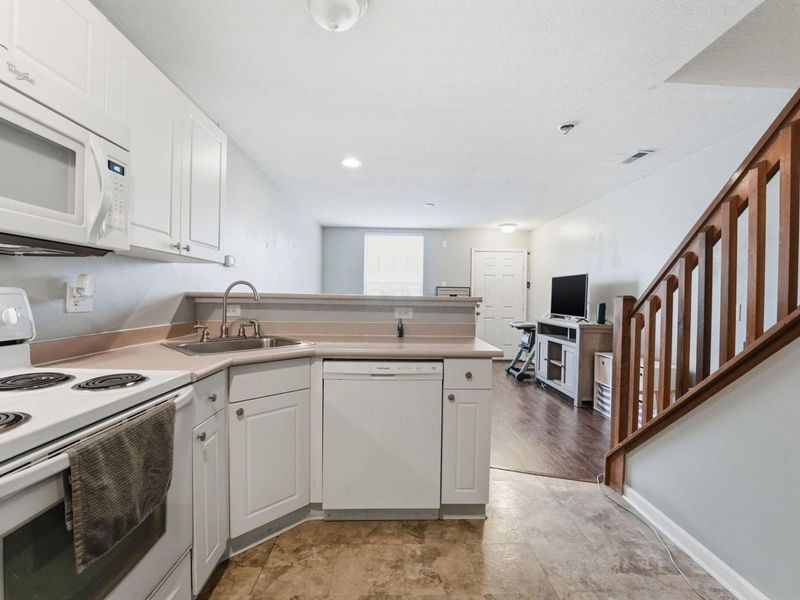 5893 Andrew John Drive, Unit 17, New Albany, OH 43054 Photo 13