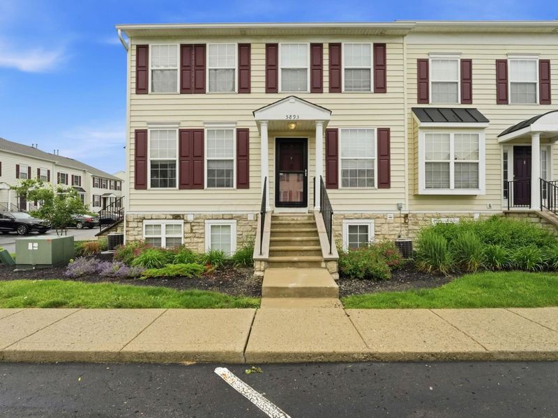 5893 Andrew John Drive, Unit 17, New Albany, OH 43054 Photo 3