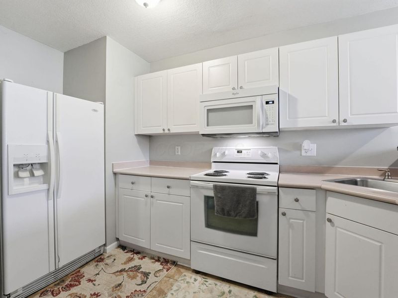 5893 Andrew John Drive, Unit 17, New Albany, OH 43054 Photo 6