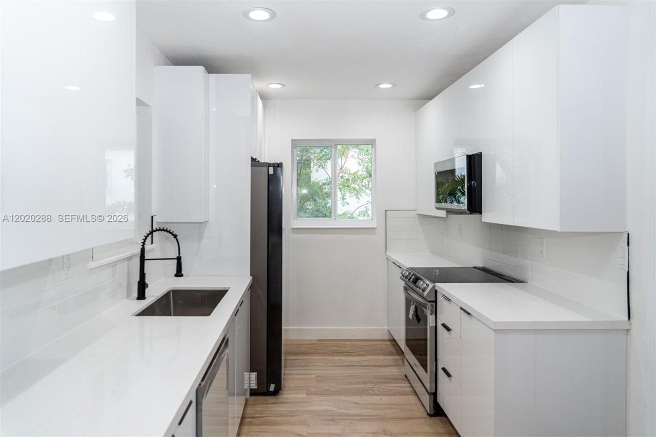 220 NW 112th Ter , Unit 1, Miami Shores, FL 33168 Photo