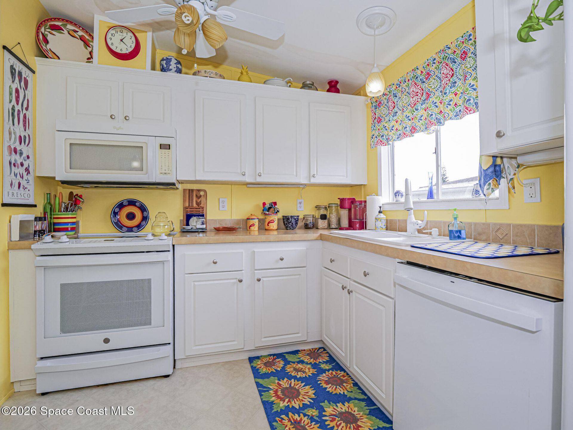 818 Thrush Circle, Barefoot Bay, FL 32976 Photo