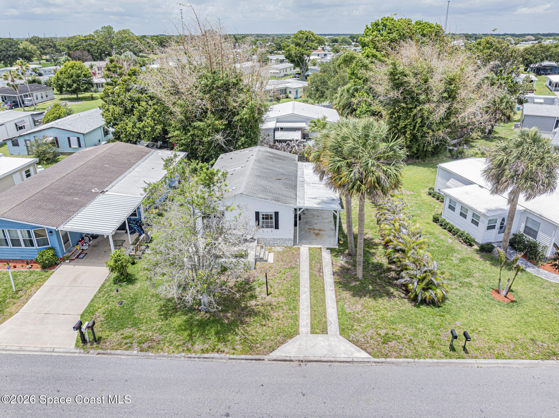 818 Thrush Circle, Barefoot Bay, FL 32976 Photo