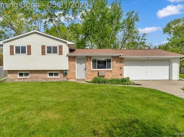 375 Senate Avenue, Ypsilanti Twp, MI 48197