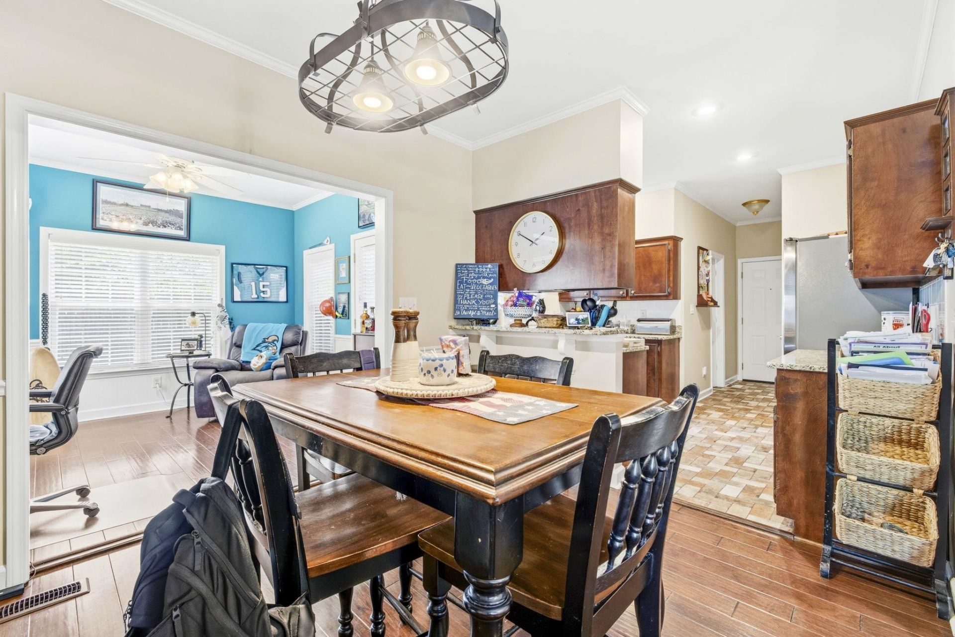 901 Collins St.  Photo 12