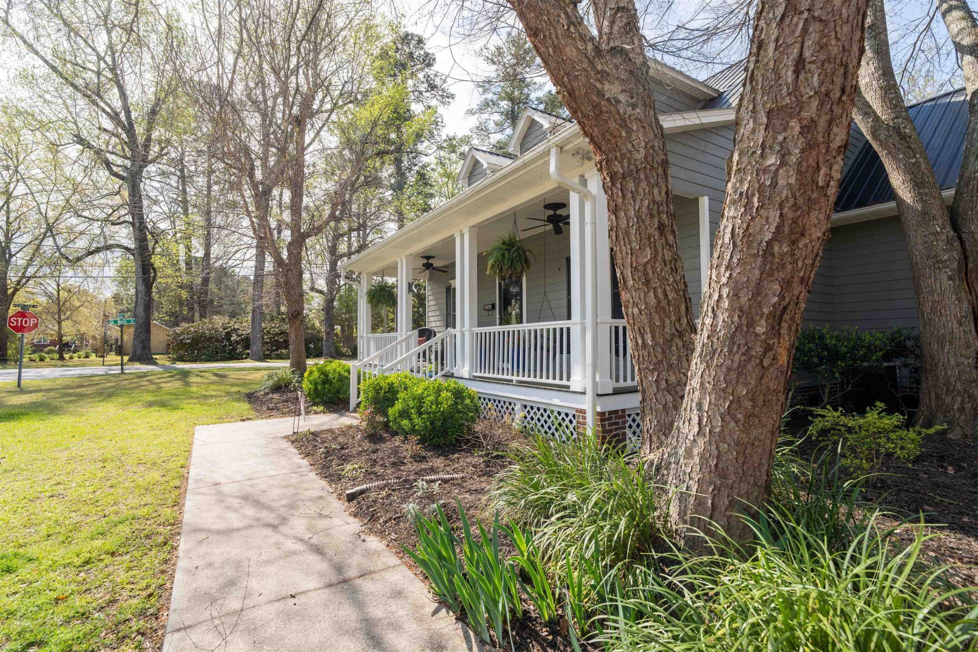 901 Collins St.  Photo 19
