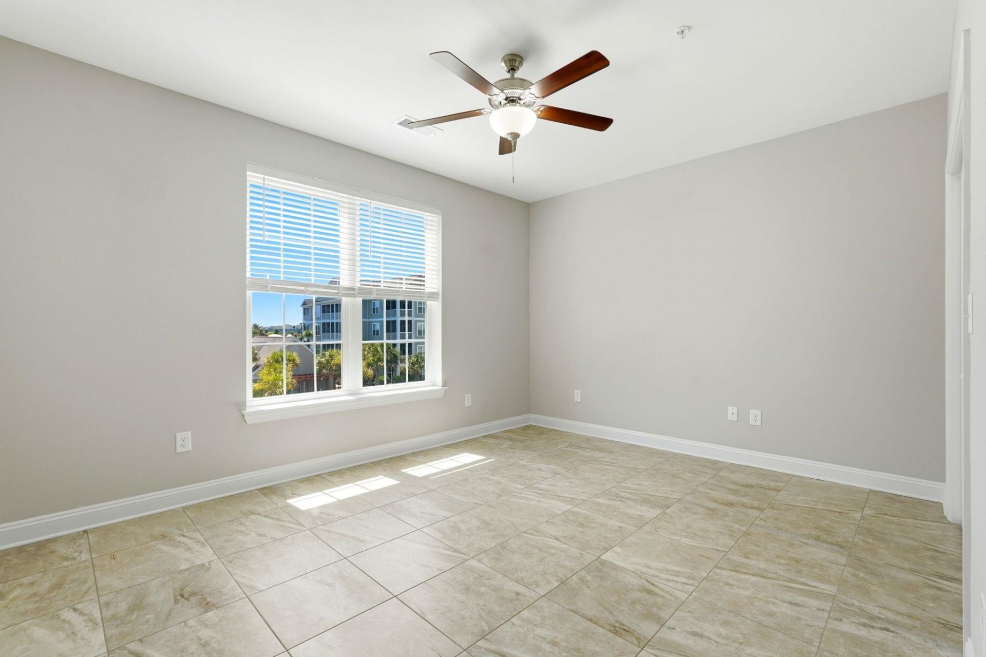 150 Ella Kinley Circle  Photo 7
