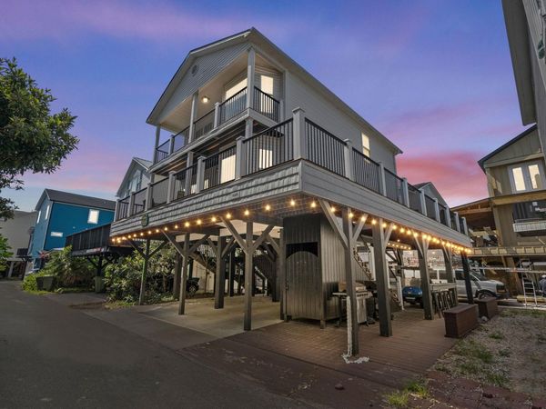 6001 - 1028 S Kings Hwy. , Myrtle Beach, SC 29575