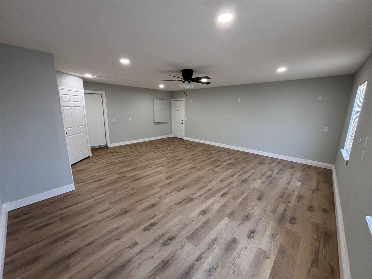 9801 SE Sunset Harbor Road, Summerfield, FL 34491 Photo
