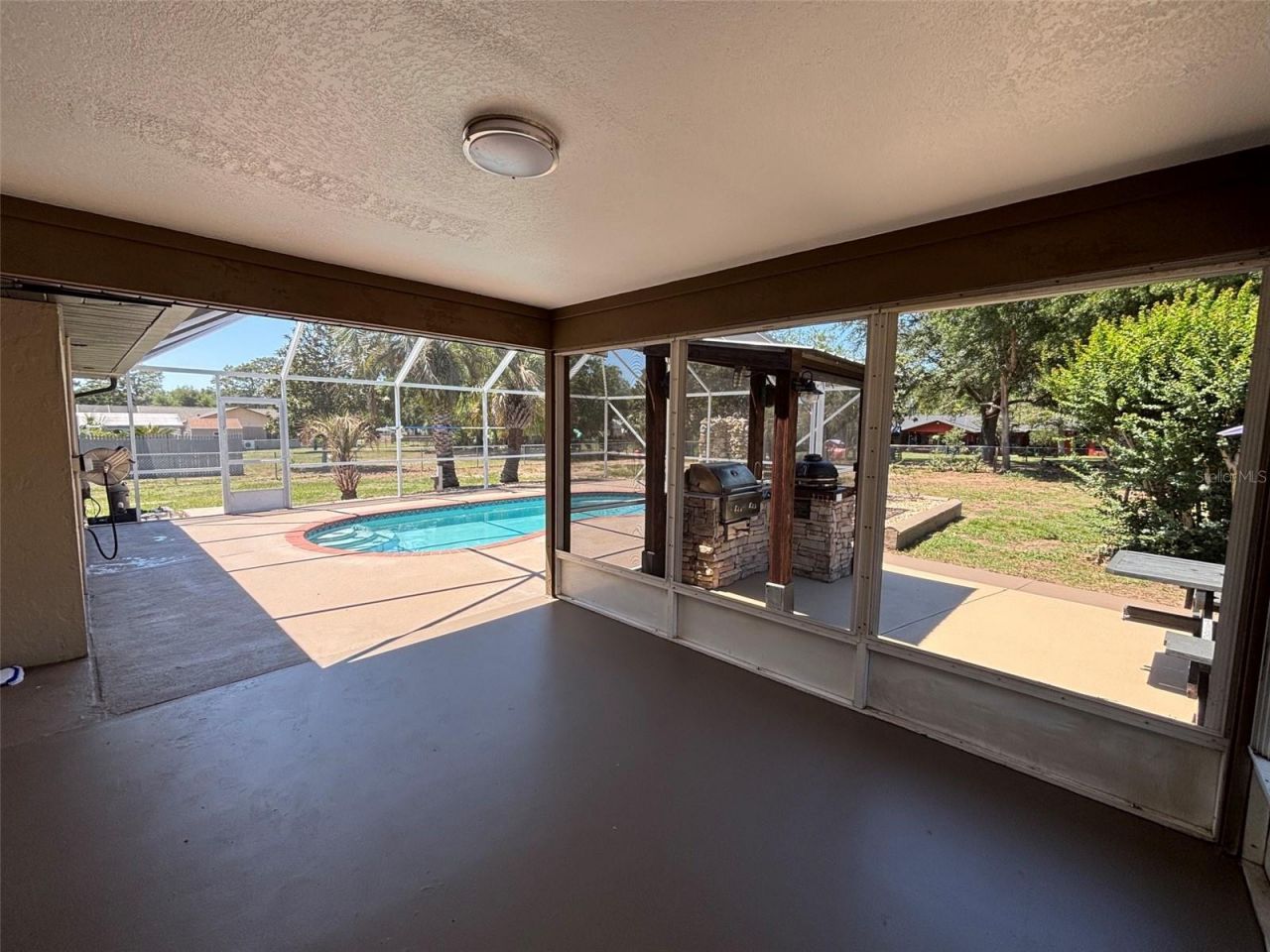 9801 SE Sunset Harbor Road, Summerfield, FL 34491 Photo