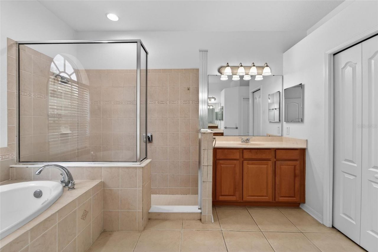 2309 Silver Trumpet Court , Valrico, FL 33594 Photo