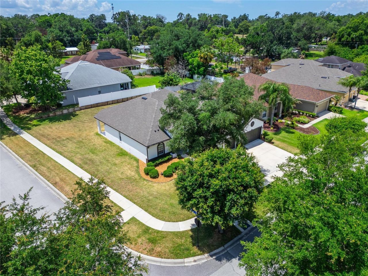 2309 Silver Trumpet Court , Valrico, FL 33594 Photo