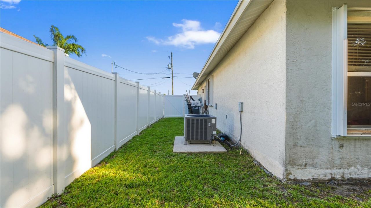 2001 SW Fears Avenue , Port Saint Lucie, FL 34953 Photo
