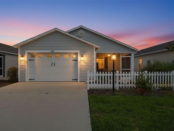 862 SPRING AVENUE, THE VILLAGES, FL 34762