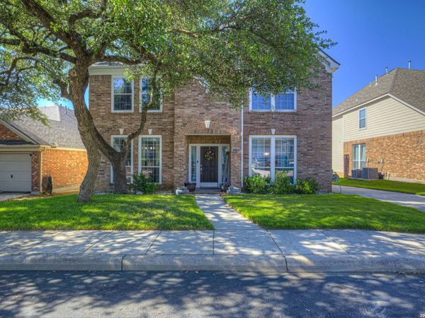 2738 SUMMIT VW, San Antonio, TX 78261